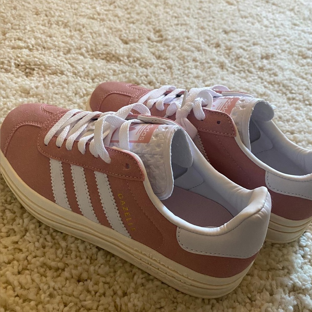 Adidas Originals Gazelle Bold 7.5 W Pink Women's Casual Shoes Pink